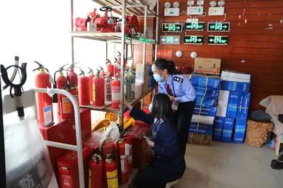 筑牢消防安全&ldquo;防護(hù)網(wǎng)&rdquo; 曲靖消防在行動